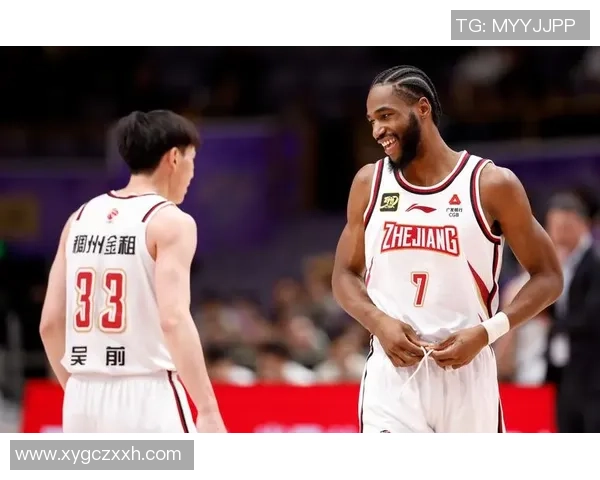 2014年CBA精彩对决北京队与佛山队巅峰对抗赛回顾与分析